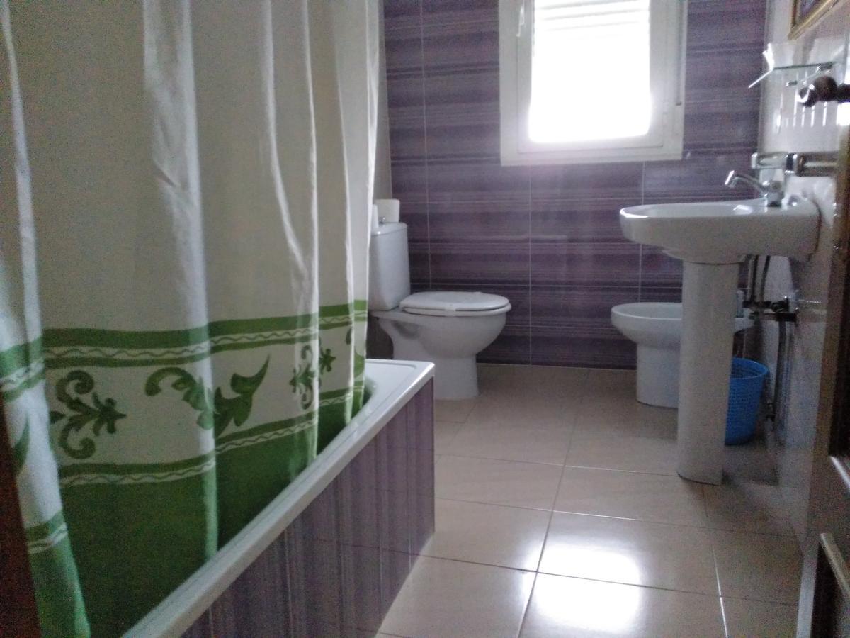 Hostal Orly Camponaraya Εξωτερικό φωτογραφία