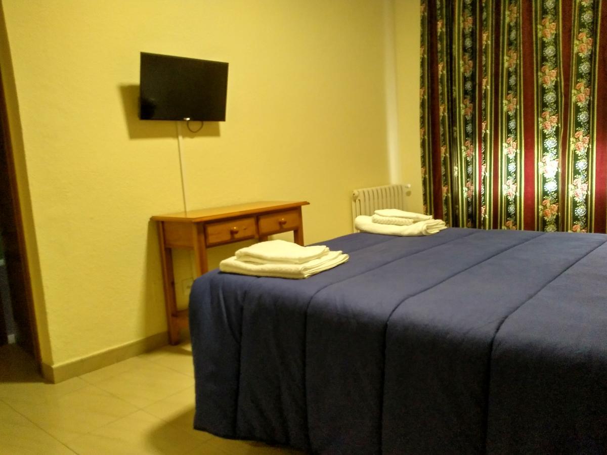 Hostal Orly Camponaraya Εξωτερικό φωτογραφία